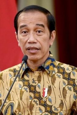 Klarifikasi Terkait Dugaan Ijazah Palsu, Presiden ke-7 Jokowi Penuhi Panggilan Bareskrim Polri