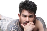 Jonathan Frizzy tertangkap basah Mengedarkan vape dengan cairan etomidate. (Instagram.com @ijonkfrizzy)  