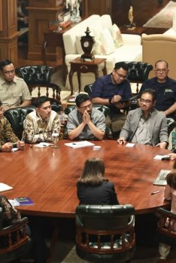 BUMN Bersih dan Koperasi Bangkit, Prabowo Siapkan Ekonomi Efisien